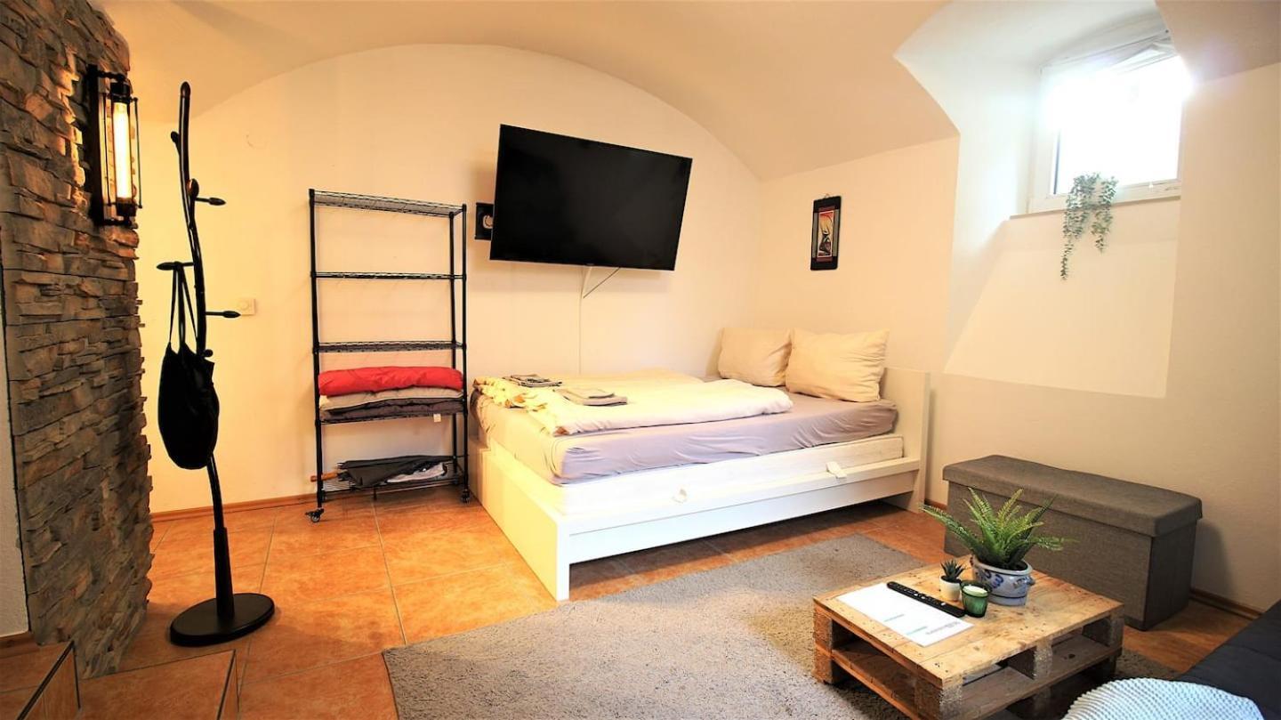 Fully Equipped Apartment Near Main Station Вюрцбург Екстериор снимка